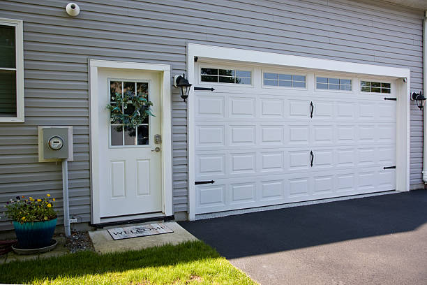 24/7 Emergency Garage Door Roller Replacement experts in Dermott, AR